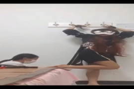 X331tk挠脚心_20263182158